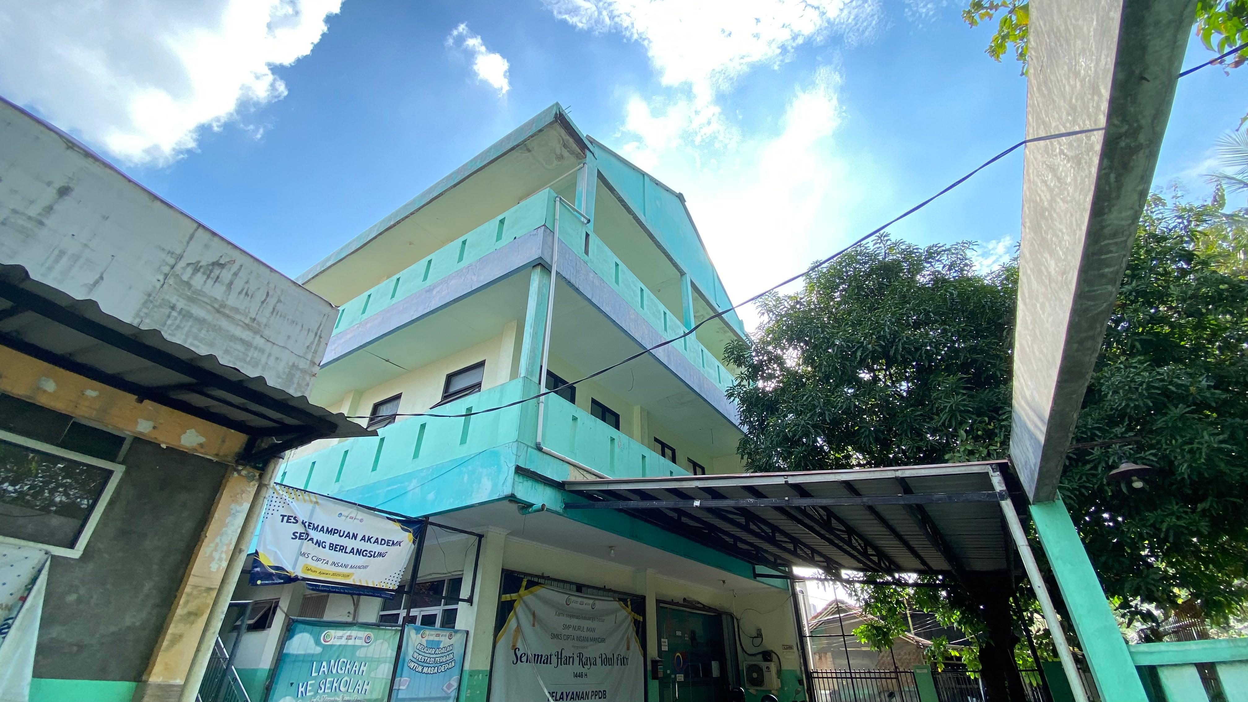 Pandangan Umum Sekolah